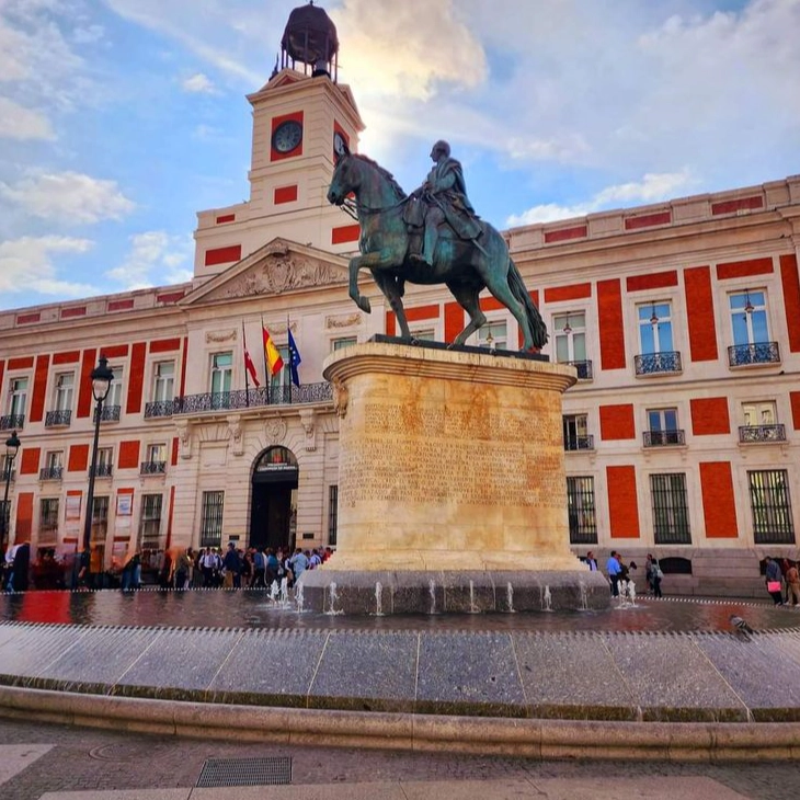 Puerta del Sol, Madrid
